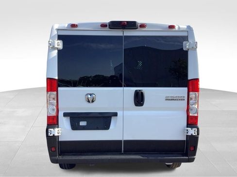 Used 2025 RAM ProMaster 2500 w/ U-Haul Equipment Group FWD image 5