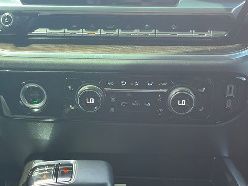 Used 2023 Chevrolet Silverado 1500 RST AWD/4WD image 28