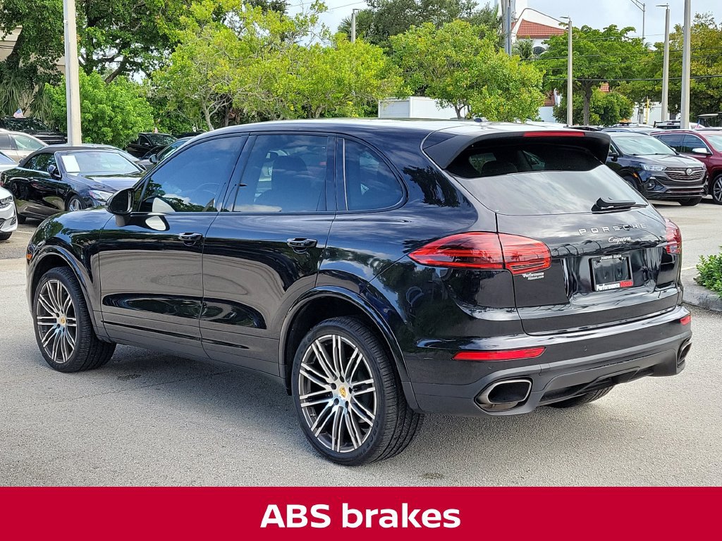 Used 2018 Porsche Cayenne Platinum Edition w/ Premium Package AWD/4WD image 10