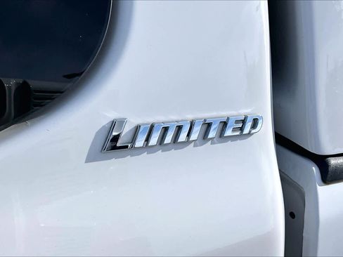 Used 2002 Toyota Tundra Limited image 9