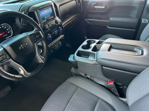 Used 2021 Chevrolet Silverado 1500 RST image 10