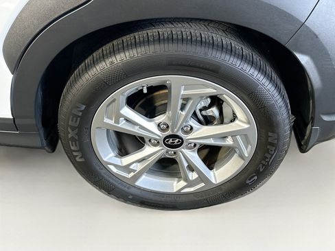 Used 2022 Hyundai Kona SEL image 10