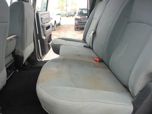 Used 2017 RAM 2500 SLT AWD/4WD image 25