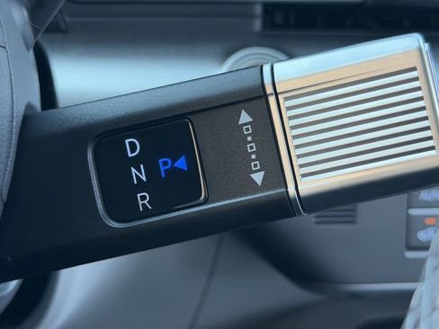 New 2026 Hyundai Kona SEL Premium image 17