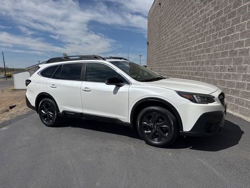 Used 2022 Subaru Outback Onyx Edition XT AWD/4WD image 1