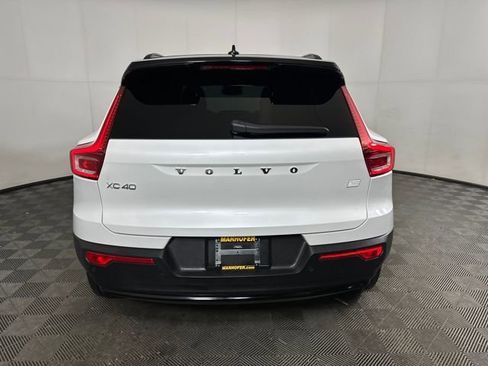 Used 2023 Volvo XC40 Recharge Plus w/ Protection Package Premier image 4