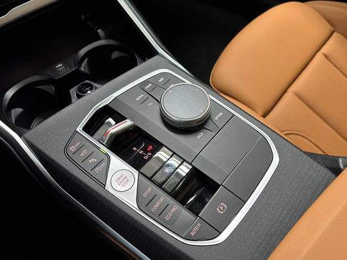 New 2026 BMW 330i Sedan w/ Convenience Package image 18