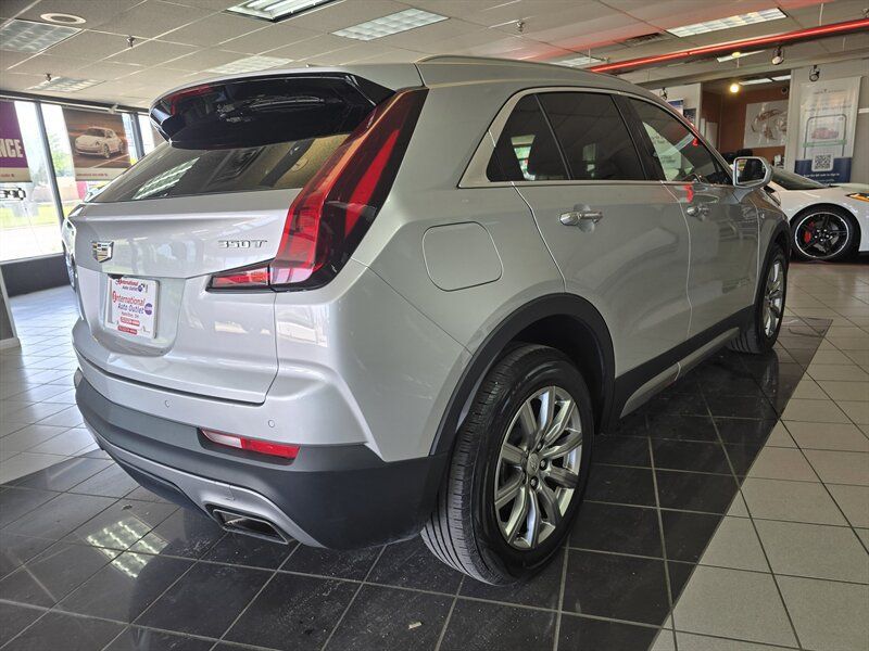 Used 2020 Cadillac XT4 Premium Luxury FWD image 4