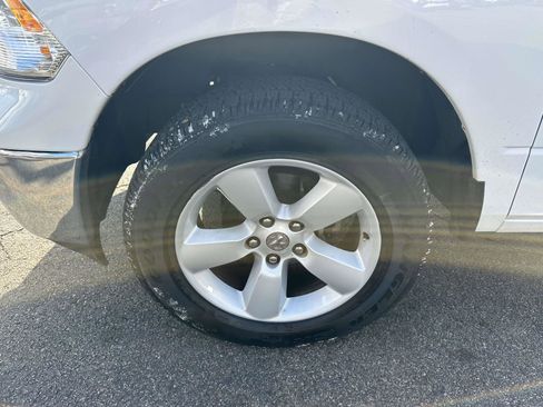 Used 2024 RAM 1500 Classic SLT image 6