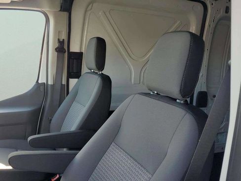 New 2026 Ford Transit 250 148 Medium Roof RWD image 38