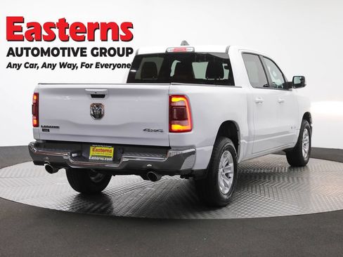 Used 2024 RAM 1500 Laramie AWD/4WD image 5