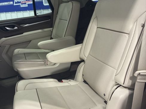 Used 2024 GMC Yukon Denali AWD/4WD image 39