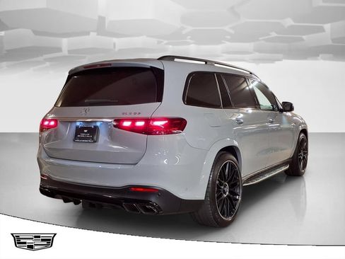 Used 2025 Mercedes-Benz GLS 63 AMG 4MATIC image 2