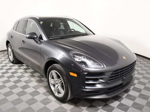 Used 2021 Porsche Macan image 9