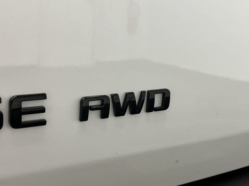 Certified 2023 Chevrolet Traverse RS AWD/4WD image 36