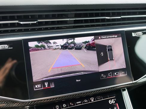 Used 2024 Audi SQ7 Prestige w/ Prestige Package image 19