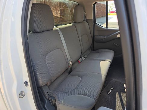 Used 2017 Nissan Frontier S w/ S Work Truck Package (4X4) image 12