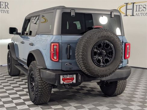 Used 2023 Ford Bronco Wildtrak image 5