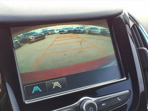 Used 2016 Chevrolet Cruze Premier image 16