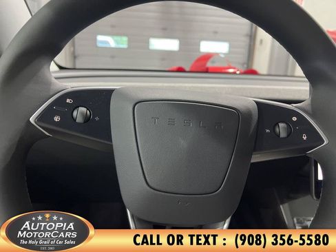 Used 2026 Tesla Model Y 2WD image 21