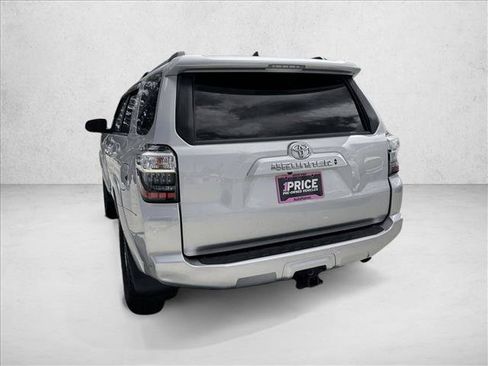 Certified 2022 Toyota 4Runner SR5 Premium w/ Moonroof Package RWD image 5