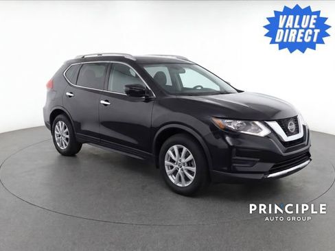 Used 2018 Nissan Rogue SV w/ Sun & Sound Touring Package AWD/4WD image 1