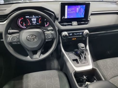 Used 2023 Toyota RAV4 XLE AWD/4WD image 28