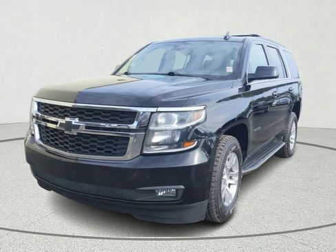 Used 2018 Chevrolet Tahoe LT w/ Luxury Package image 3