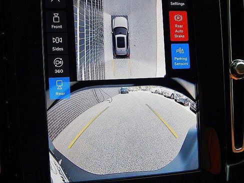 Used 2026 Volvo XC40 B5 Plus w/ Protection Package Premier AWD/4WD image 22