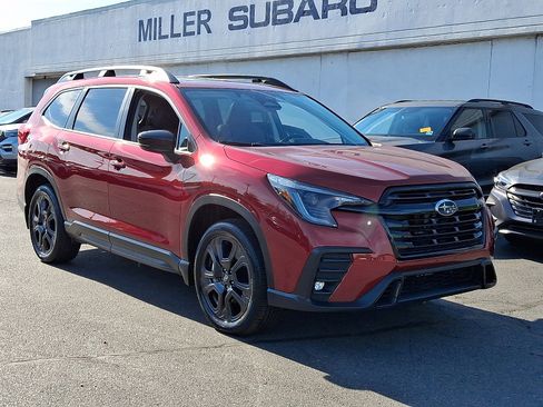 Certified 2025 Subaru Ascent Onyx Edition w/ Popular Package #2 AWD/4WD image 1