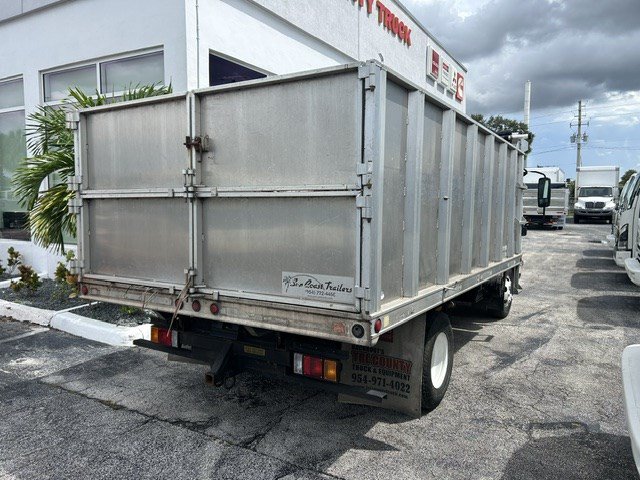 Used 2016 Isuzu NPR RWD image 18