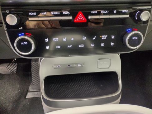 New 2026 Hyundai Ioniq 9 SEL image 37