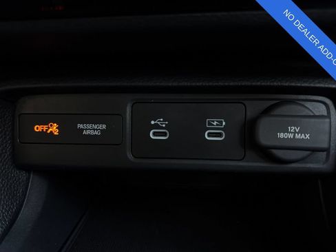 Used 2025 Honda Civic LX image 32