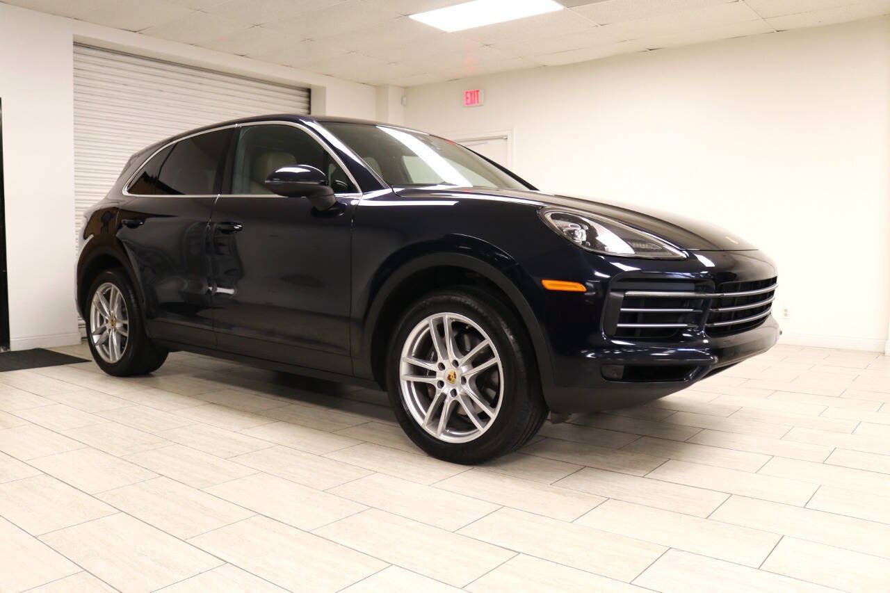 Used 2020 Porsche Cayenne Turbo AWD/4WD image 4