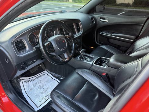 Used 2021 Dodge Charger SXT w/ Leather Interior Group image 12