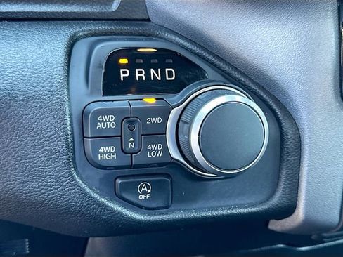 Used 2025 RAM 1500 Big Horn AWD/4WD image 16