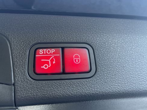 Certified 2024 Mercedes-Benz GLS 450 4MATIC image 13