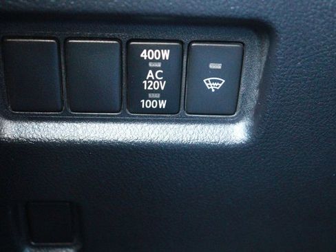 Used 2022 Toyota 4Runner SR5 Premium image 25