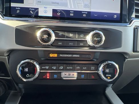 Used 2022 Ford F350 Lariat w/ Tremor Off-Road Package image 21