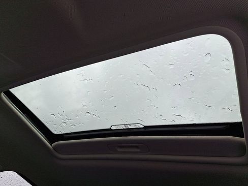 Certified 2021 Ford EcoSport SE w/ SE Convenience Package image 15