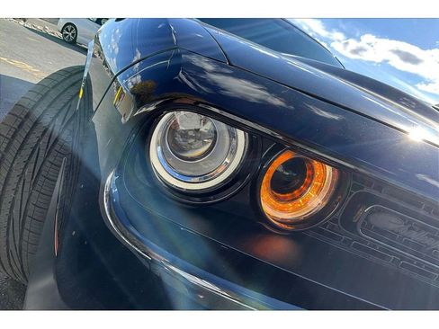 Certified 2023 Dodge Challenger R/T image 33