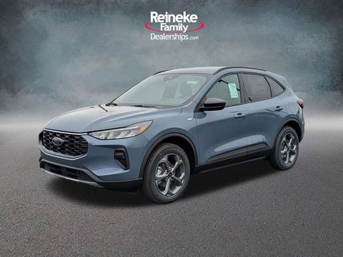 New 2026 Ford Escape ST-Line w/ Tech Pack #1 image 8