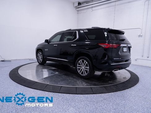Used 2023 Chevrolet Traverse High Country image 35