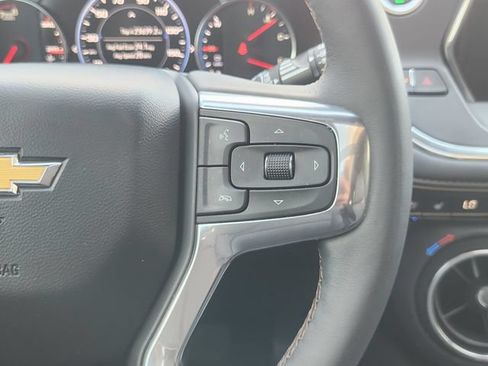 Used 2022 Chevrolet Blazer Premier w/ Enhanced Convenience Package FWD image 29