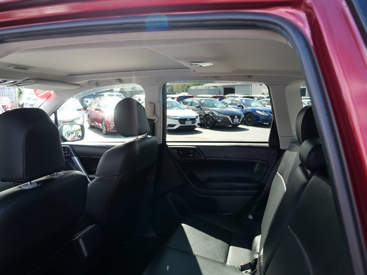 Used 2018 Subaru Forester 2.5i Premium w/ All-Weather Package AWD/4WD image 20