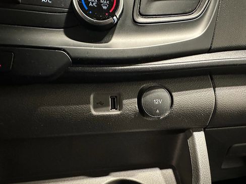 Used 2024 Ford Transit 350 XL image 32