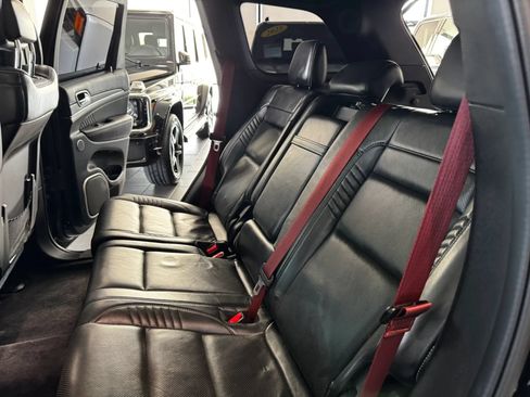 Used 2018 Jeep Grand Cherokee SRT AWD/4WD image 21