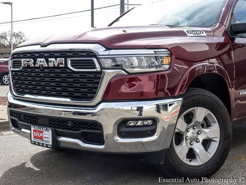 Used 2025 RAM 1500 Big Horn AWD/4WD image 4