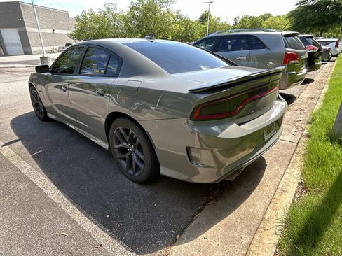 Used 2023 Dodge Charger R/T w/ Blacktop Package RWD image 3