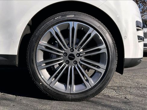 New 2026 Land Rover Range Rover Sport SE image 14